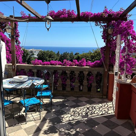Luxury House In Villa Pompeiana Via Camerelle Con Terrazza Vista Mare Capri Extérieur photo