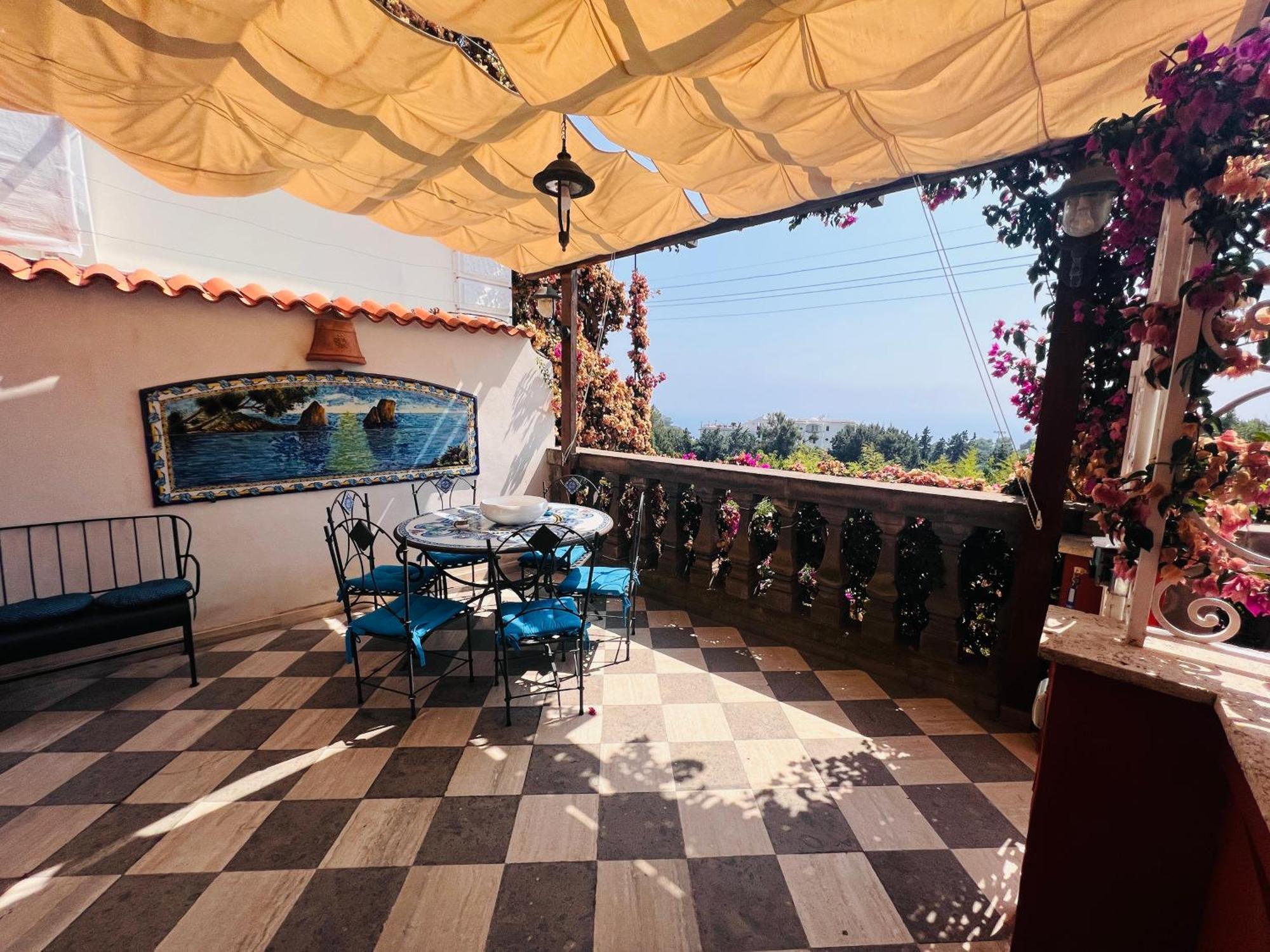Luxury House In Villa Pompeiana Via Camerelle Con Terrazza Vista Mare Capri Extérieur photo